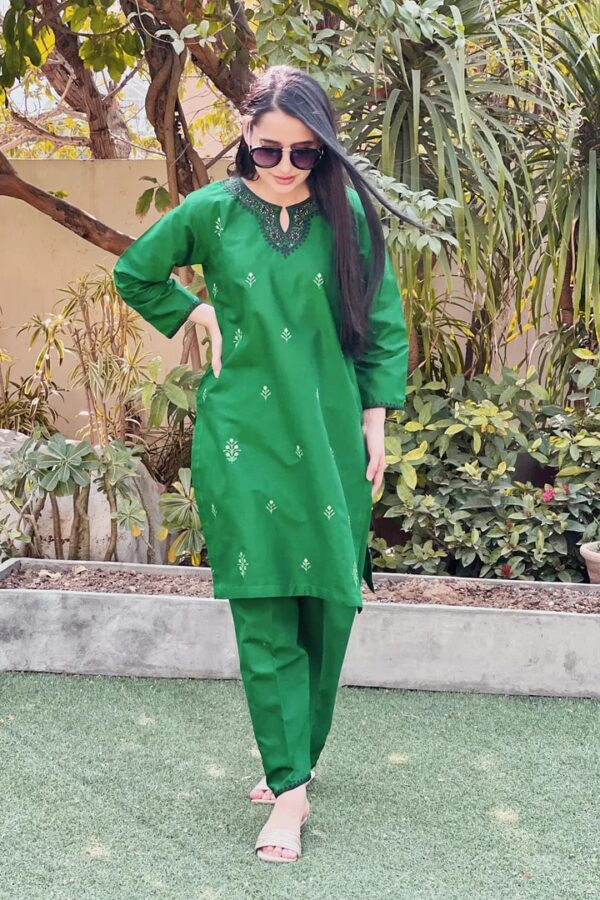 3 Piece Lawn Embroidered Dress - Green